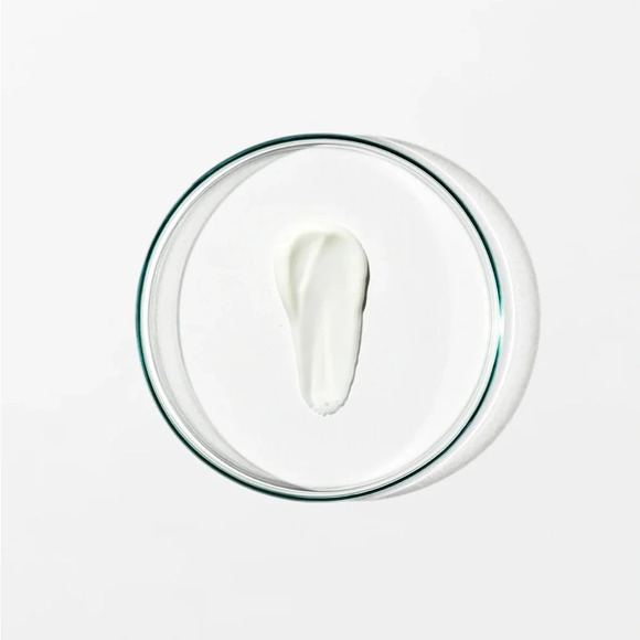 Grown Alchemist Polishing Facial Exfoliant - Picture 3 of 5